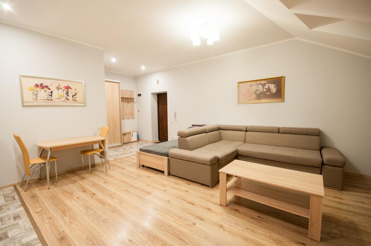 Wonderful Flat On City Center Ujgorod Dış mekan fotoğraf