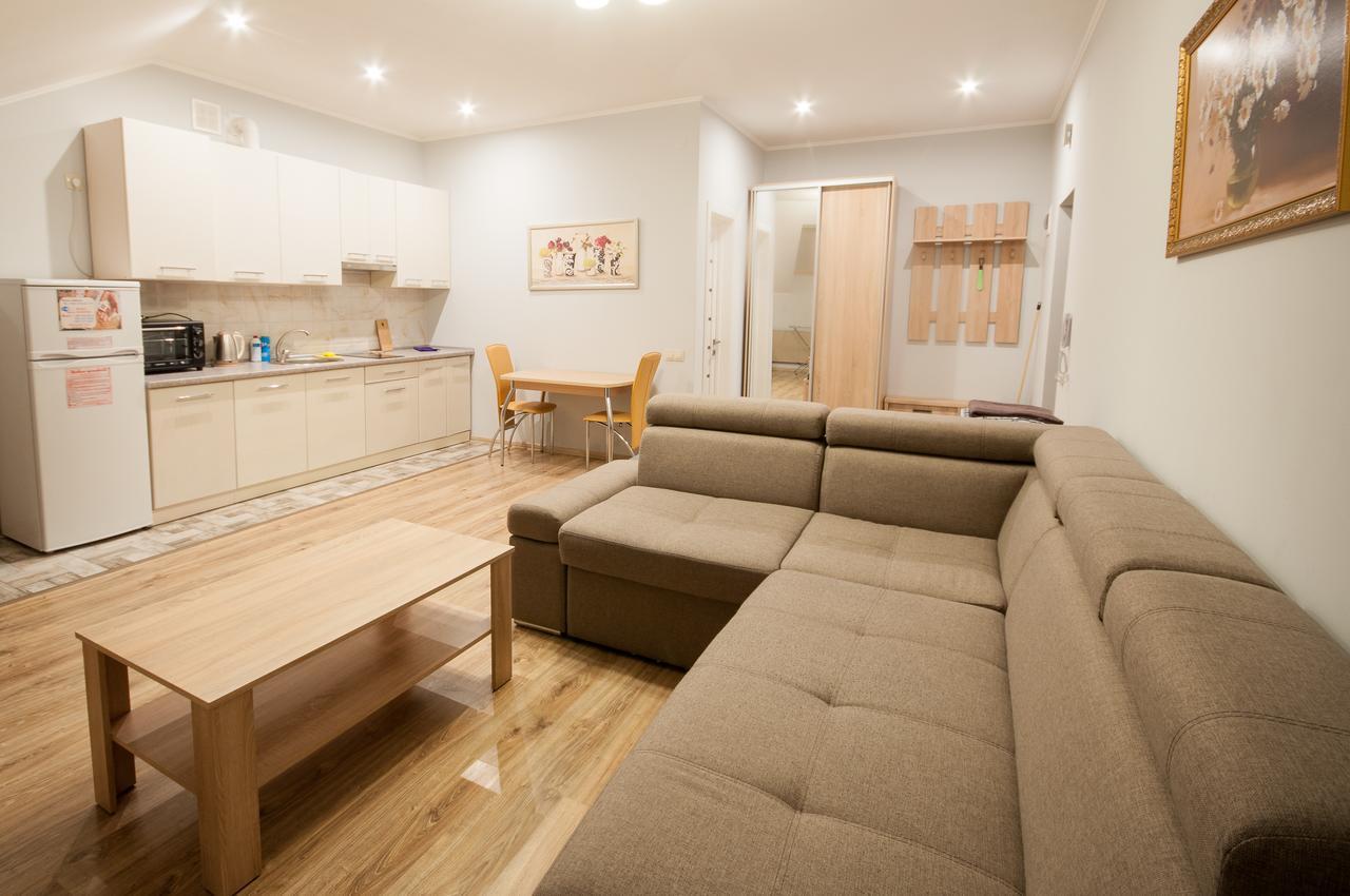 Wonderful Flat On City Center Ujgorod Dış mekan fotoğraf